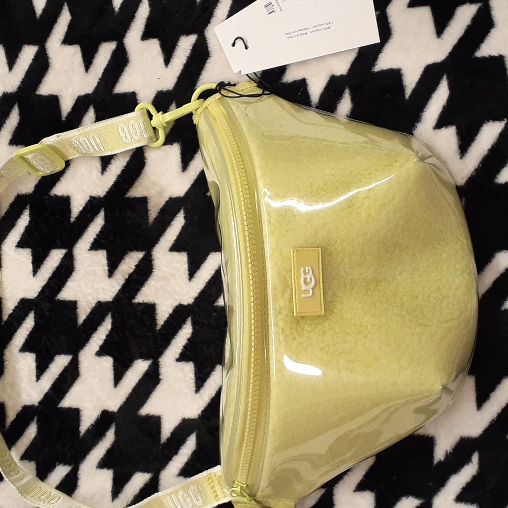 UGG Belt Bag